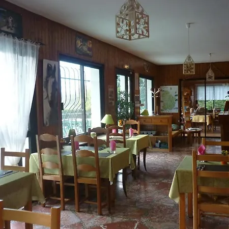 Restaurant La Chaumiere Du Szálloda