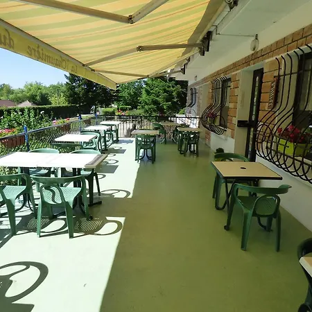 Szálloda Restaurant La Chaumiere Du Clairvaux-les-Lacs